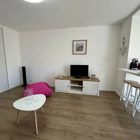 Cr200-294 En Roussillon- Centre Appartement